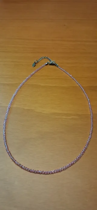 Gargantilla de cuentas rosa y plata