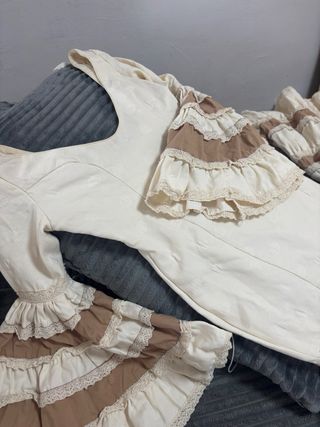 Vestido Flamenco Volantes Marrón y Blanco