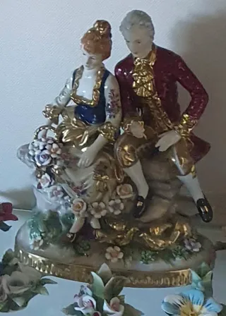 Coppia Capodimonte Dama e Cavaliere