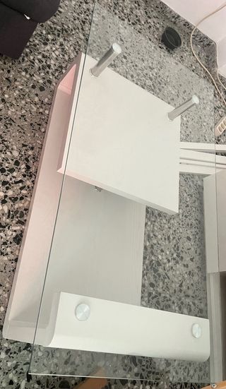 Mesa auxiliar cristal y metal