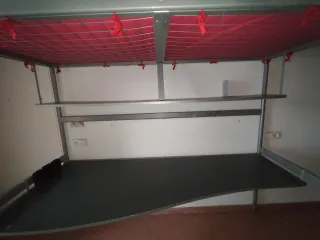 Litera Ikea + mesa y estantería (URGE POR MUDANZA)