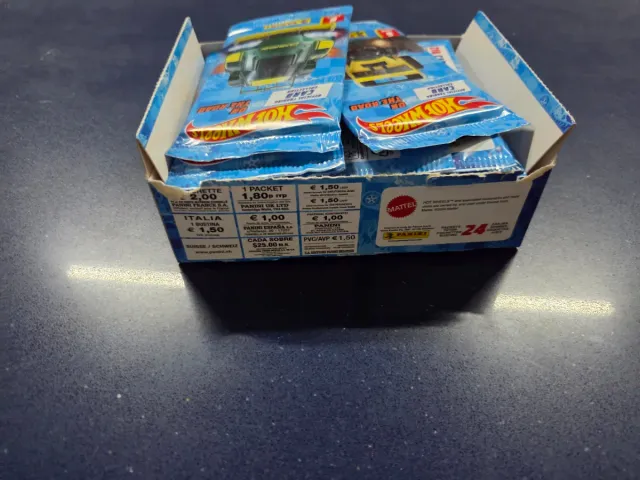 Caja 24 Sobres Cromos Hot Wheels On The Road