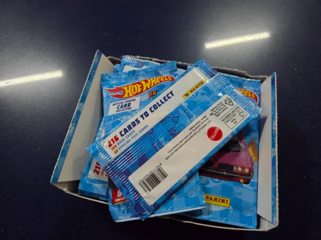 Caja 24 Sobres Cromos Hot Wheels On The Road