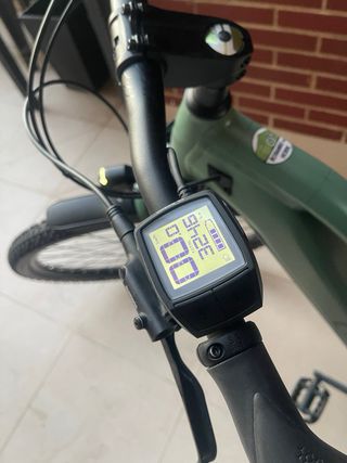 Bicicleta eléctrica como nueva.