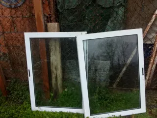Ventanas de aluminio blancas
