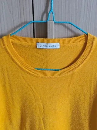 Maglia gialla girocollo