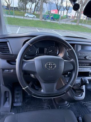 Toyota Proace 2024