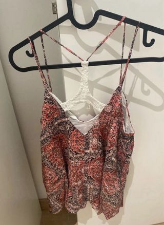 Camiseta tirantes estampada