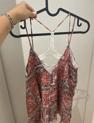 Camiseta tirantes estampada