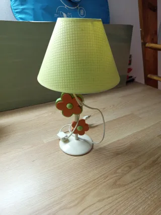 Lámpara infantil flor verde y naranja