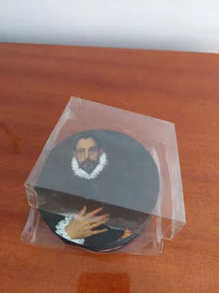 Posavasos con obras de arte clásicas