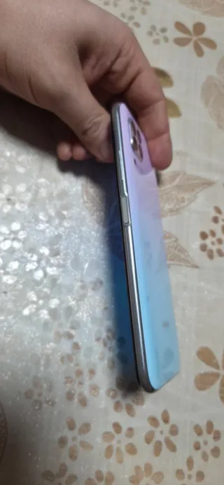 Huawei P40 lite Blu/Viola 6Gb RAM e 128 Gb di memo