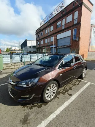 Opel Astra 2013