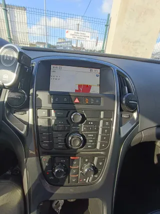 Opel Astra 2013
