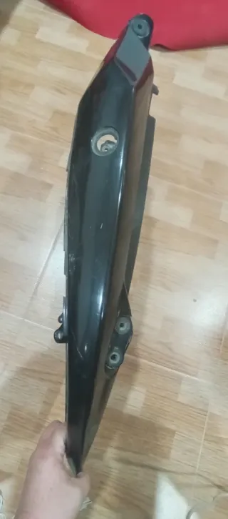 Carenagem Traseira Suzuki Bandit S 650 Preta