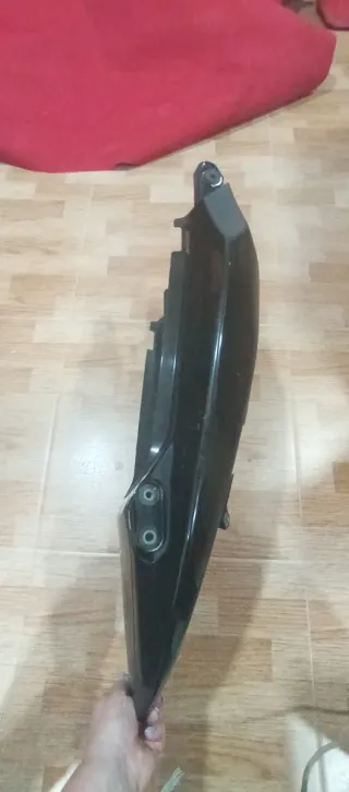 Carenagem Traseira Suzuki Bandit S 650 Preta