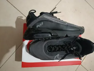 Nike Air Max 2090 Scarpe da Uomo