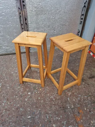 Taburetes de madera