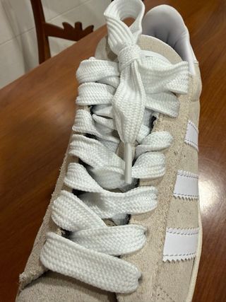 Adidas Campus Beige y Blanco