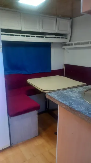 Alquilo caravana fija en mi parcela