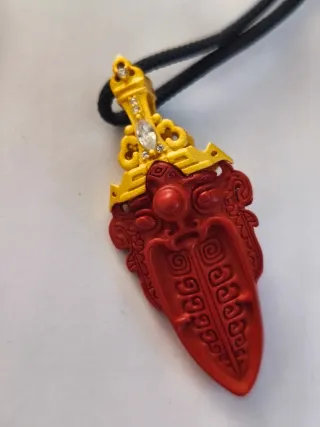 Collar Colgante Cinabrio Puro Chapado Oro 24K.