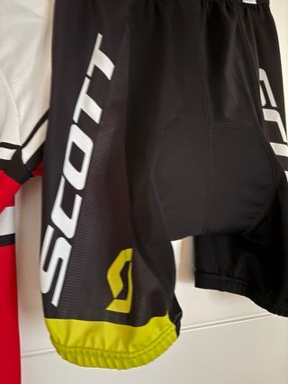 Conjunto Ciclismo Niño Scott