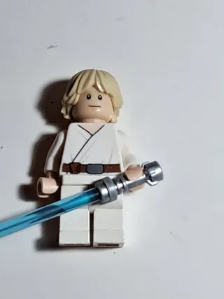 Lego Star Wars Luke Skywalker con sable de luz