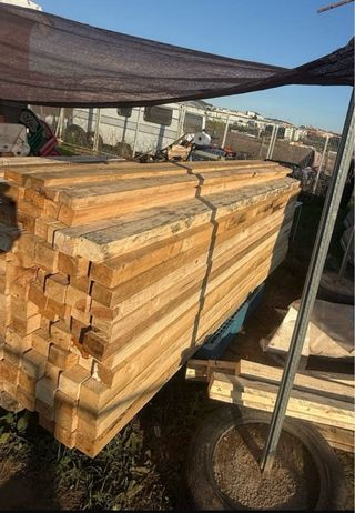 Vigas y Postes de Madera (3m)