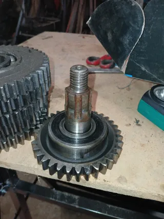 Piñón Segadora Elho 320