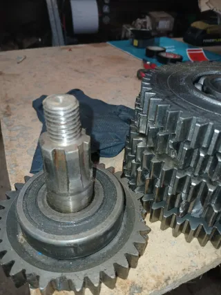 Piñón Segadora Elho 320