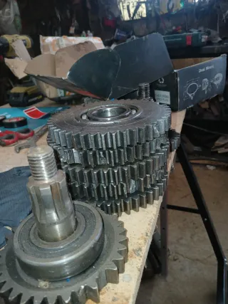 Piñón Segadora Elho 320