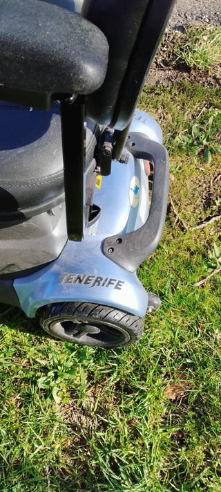 Scooter eléctrico movilidad reducida