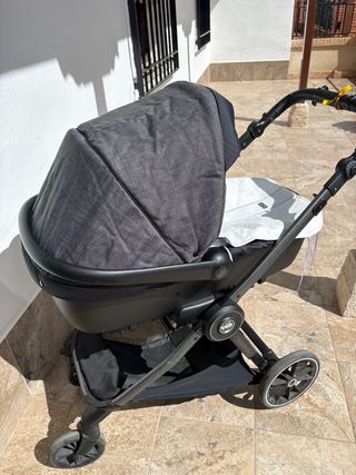Carrito de bebé con capazo y silla CAM