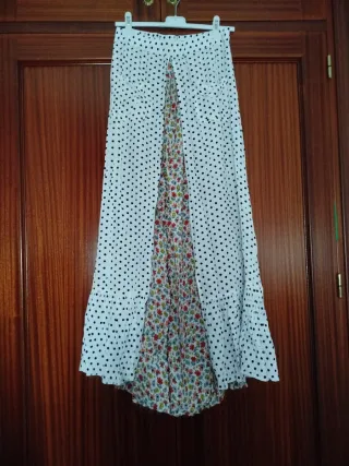 Falda flamenca blanca con lunares