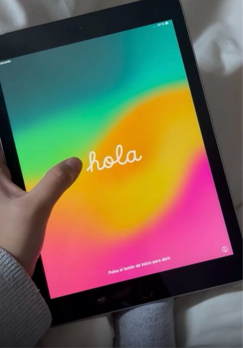 iPad 6ª gen 32GB WiFi Plata afbeelding 2