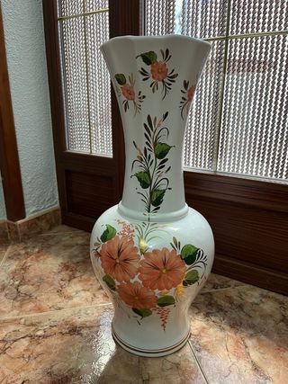 Jarrón de cerámica vintage floral