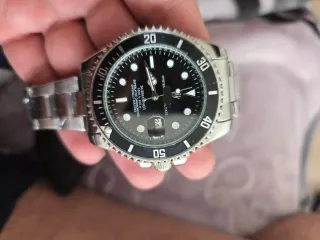 Reloj Rolex Submariner Negro y Plateado