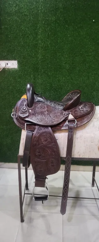 Montura americana para rutas largas