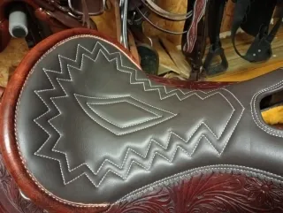 Montura americana para rutas largas