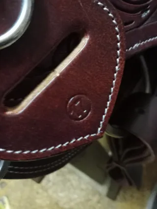 Montura americana para rutas largas