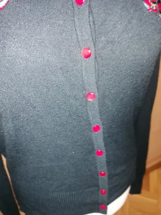 Cárdigan Banned Negro con Cerezas Rojas