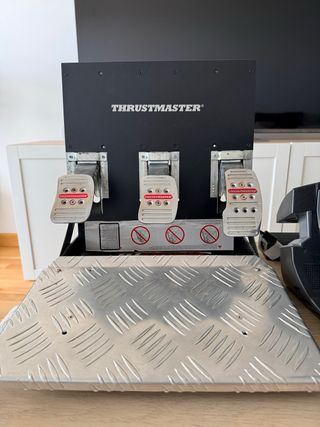 Volante y Pedales Thrustmaster T500 RS