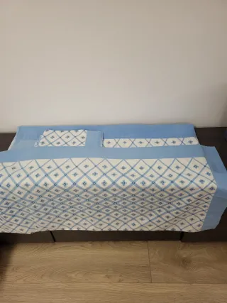 Juego Sábanas Cama 120/90cm Azul y Blanco