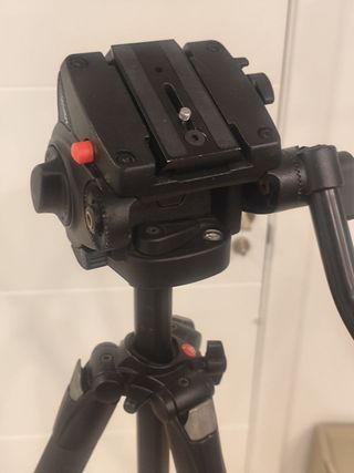 Trípode Manfrotto 055XH + Rótula Video 501HDV