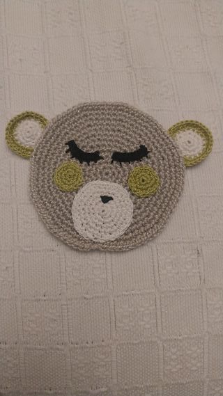 Zuru: Alfombra a crochet para Bebé Zuru.