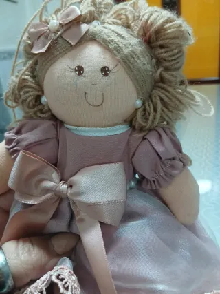 Muñeca de trapo antigua