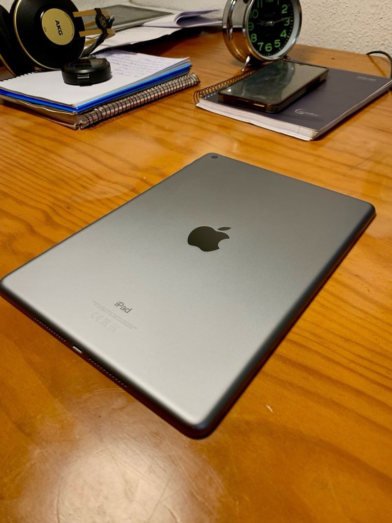 iPad 6ª Gen 128GB Plata afbeelding 9