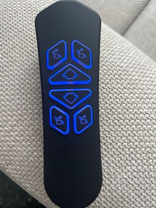 Sillón reclinable eléctrico beige