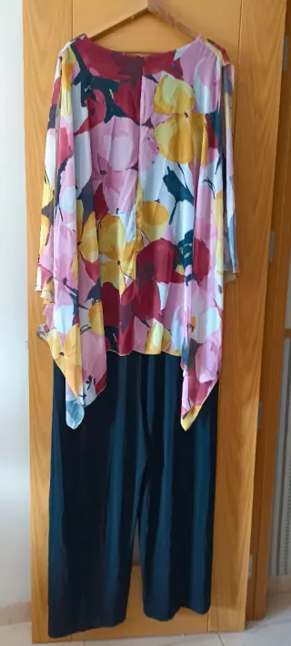 Mono vaporoso fiesta cóctel talla 56/58