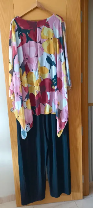 Mono vaporoso fiesta cóctel talla 56/58